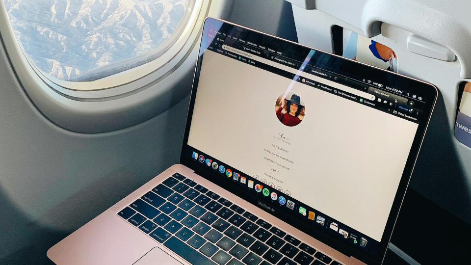 Picture of tech being used on a plane.