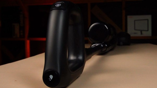 Controls are positioned directly on the handle, making it easy to switch between Auto, Max, and Suction modes without stopping mid-clean.