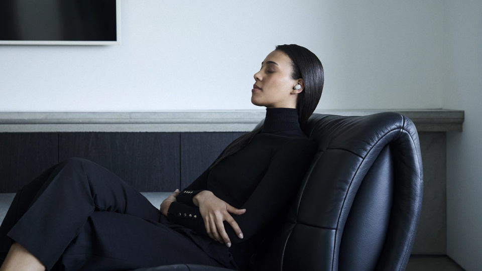 Picture of WF-1000XM6.