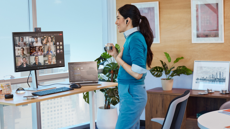 Picture of HP laptop in use.