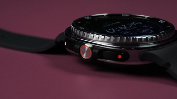 Picture of Watch8 side profile.