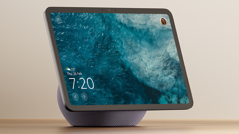 Picture of Amazon Echo Show.