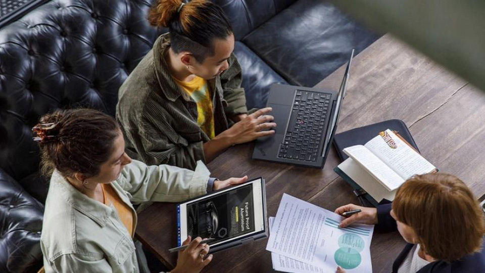 Picture of a laptop.