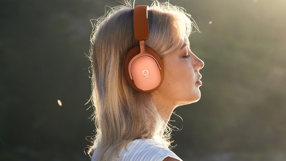 Picture of headphones.