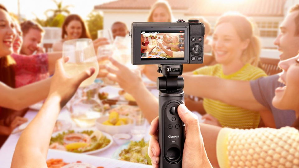 Picture of a tripod.