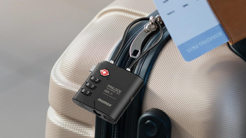 Picture of GPS tracker.