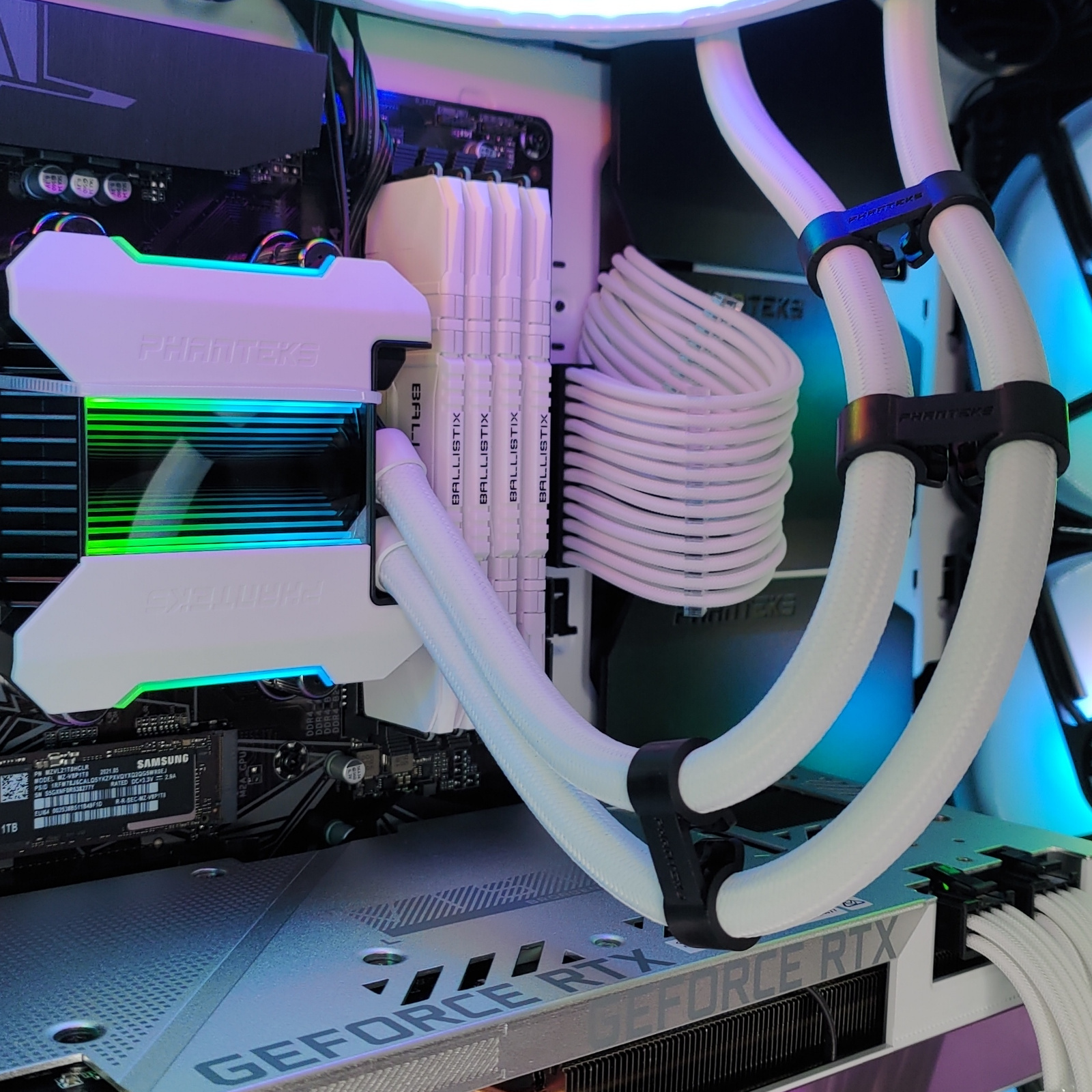 GGPC 24 Slot Cable Comb (2 pieces)