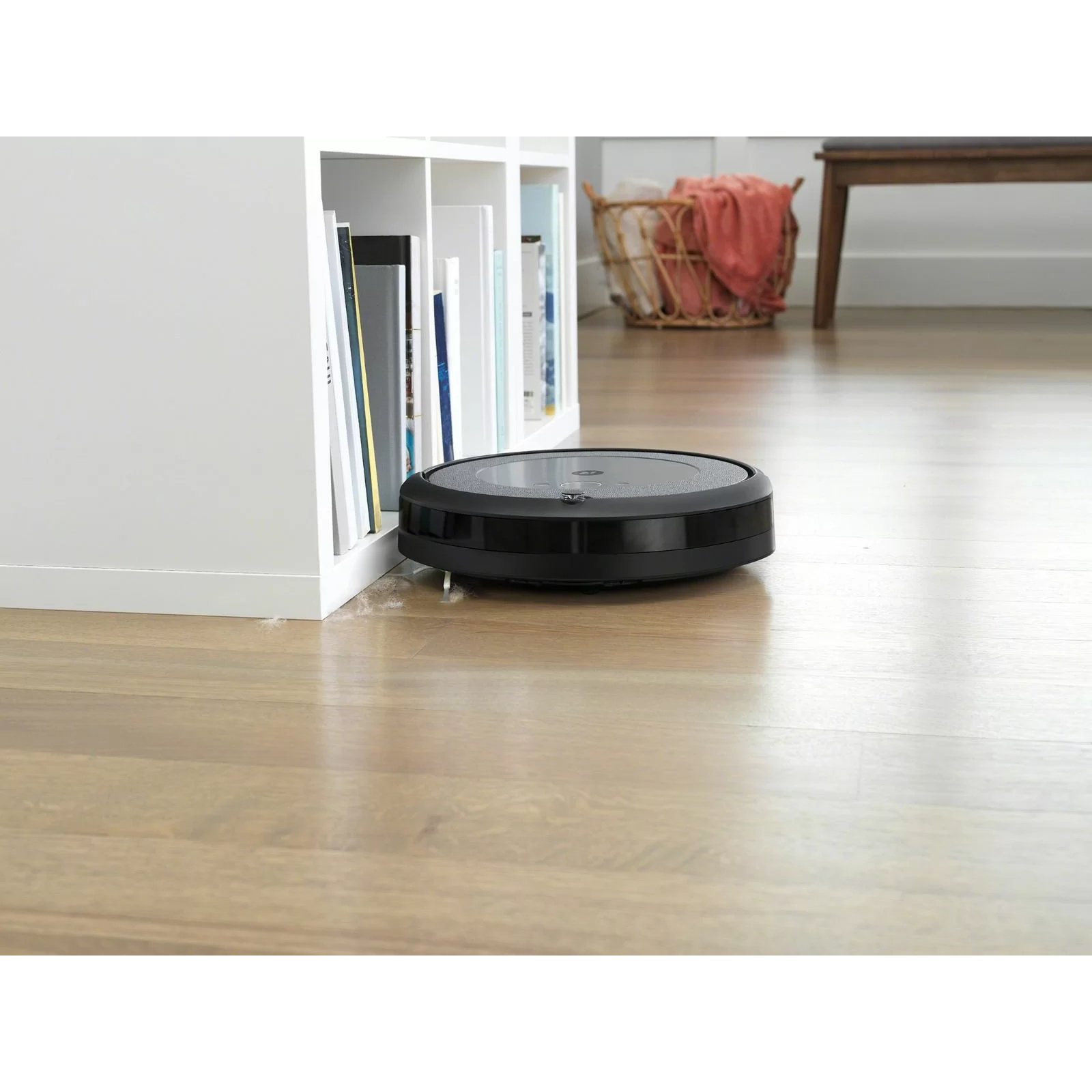 iRobot Roomba i3 Robot Vacuum 3 Stage Cleaning System - 10x the Power Lifting Suction - Reactive Sensor Technology