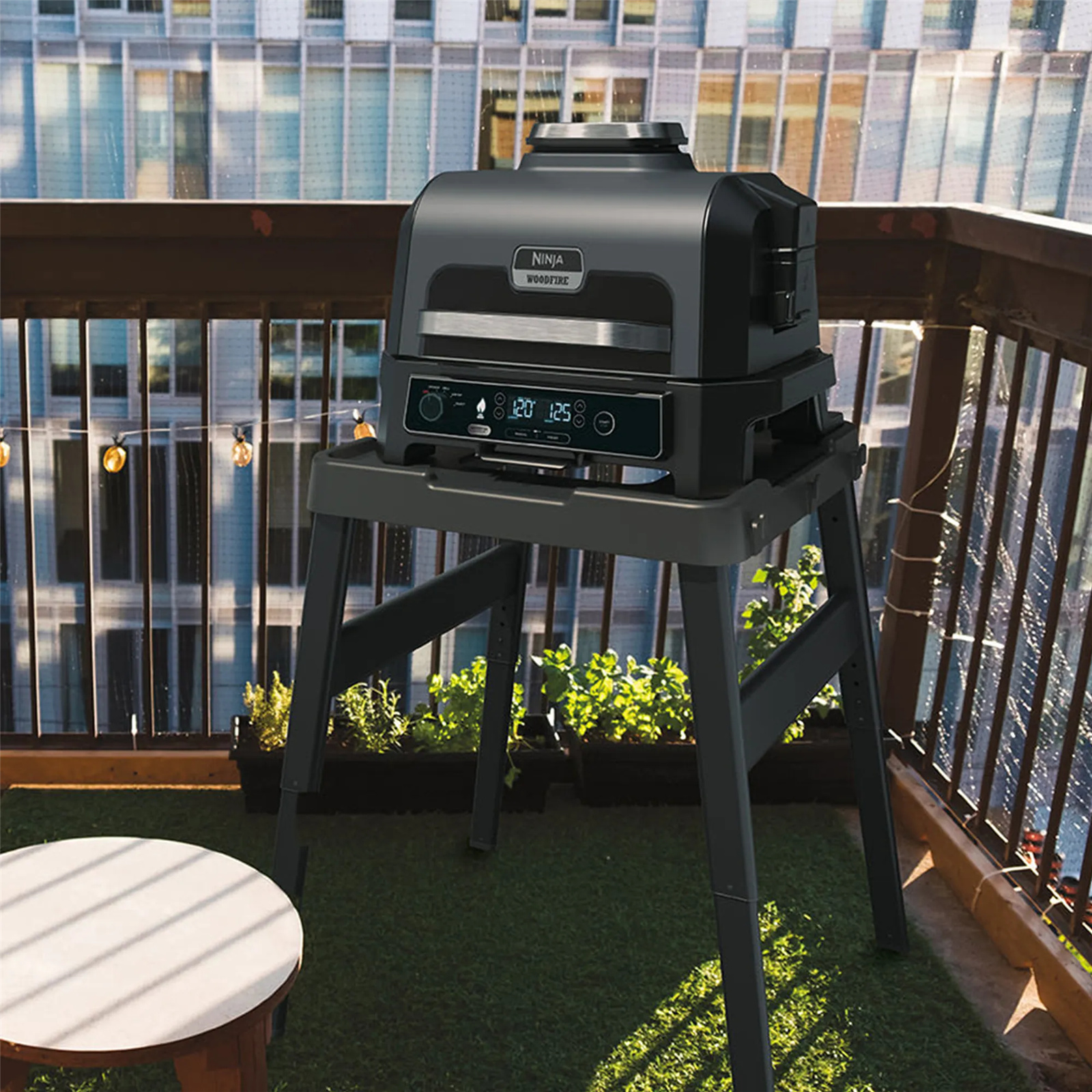 Ninja OG850 Woodfire pro XL Outdoor Electric BBQ Grill & Smoker with smart Probe, Master Grill, BBQ Smoker, & Air Fryer with 100% real authentic woodfire flavour. 4-in-1 Functionality, 30% More Capacity