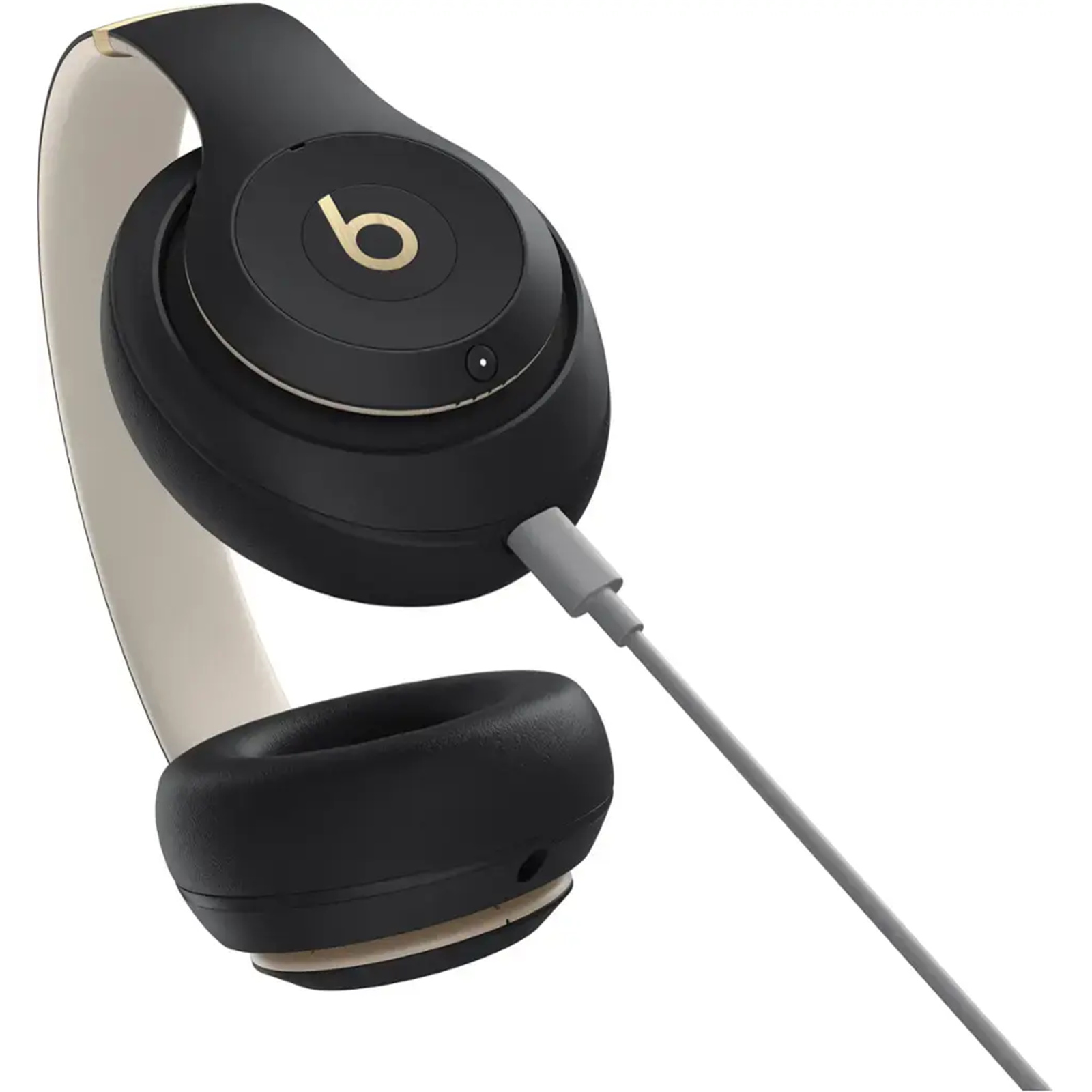 Beats Studio Pro Wireless Over-Ear Noise Cancelling Headphones - Black/Gold Personalised Spatial Audio & Head Tracking - Enhanced Android & Apple compatibility - USB-C Audio, Class 1 Bluetooth, & 3.5mm audio input - Up to 24 hours battery l