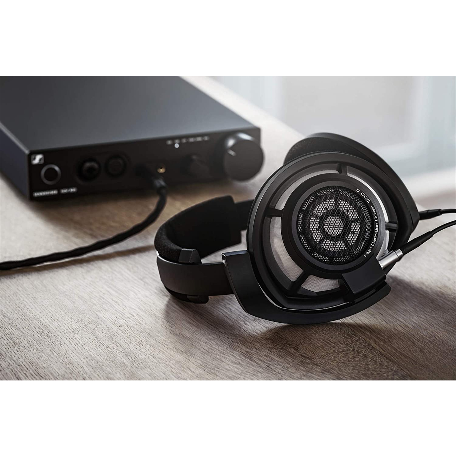 Sennheiser HD 820 Wired Over-Ear Flagship Audiophile Reference Headphones - Black Closed-Backed - Designed & Manufactured in Germany - 2 Years Warranty