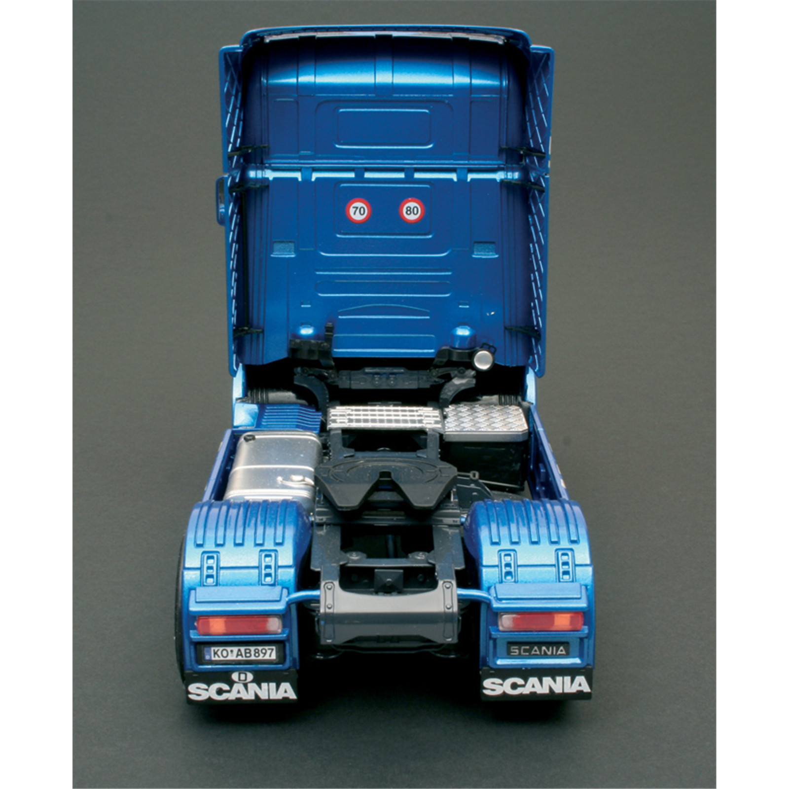 Buy the Italeri - 1/24 - Scania R640 Atelier ( Italeri 1