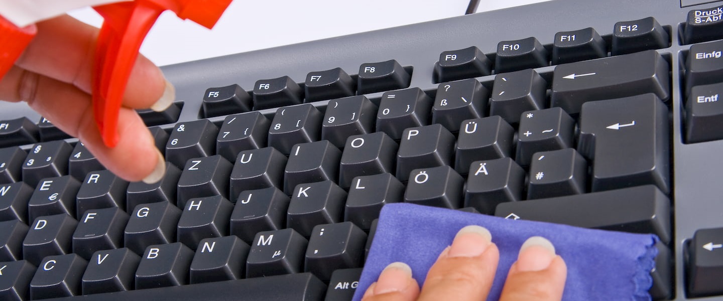 How to Clean Your Keyboard Hardwired