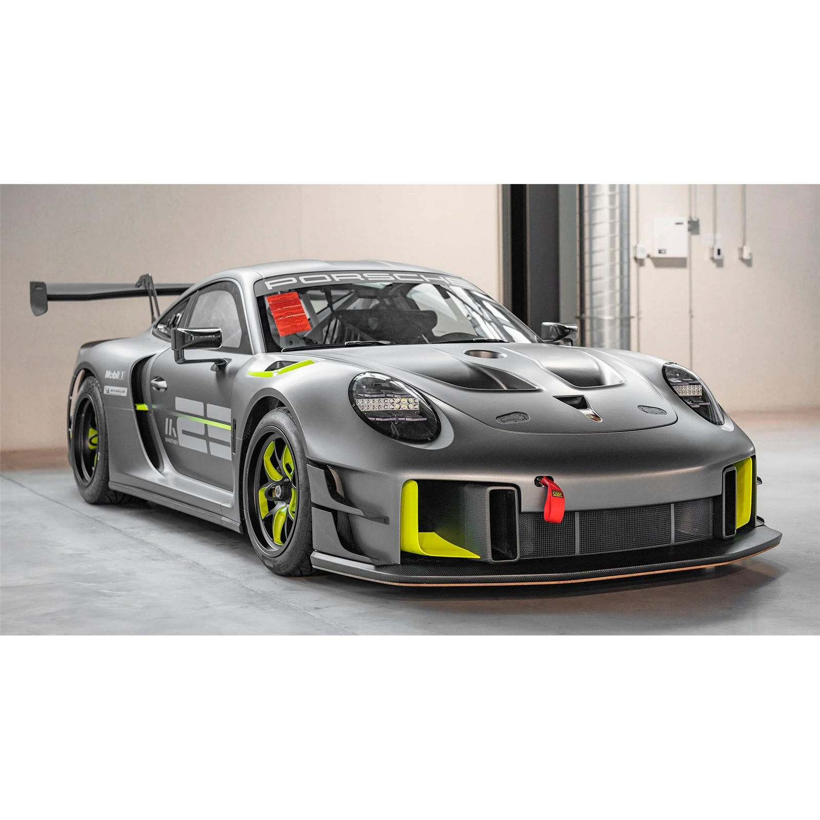 Buy the RASTAR 1:14 Porsche 911 GT2 RS Clubsport 25 Remote Car