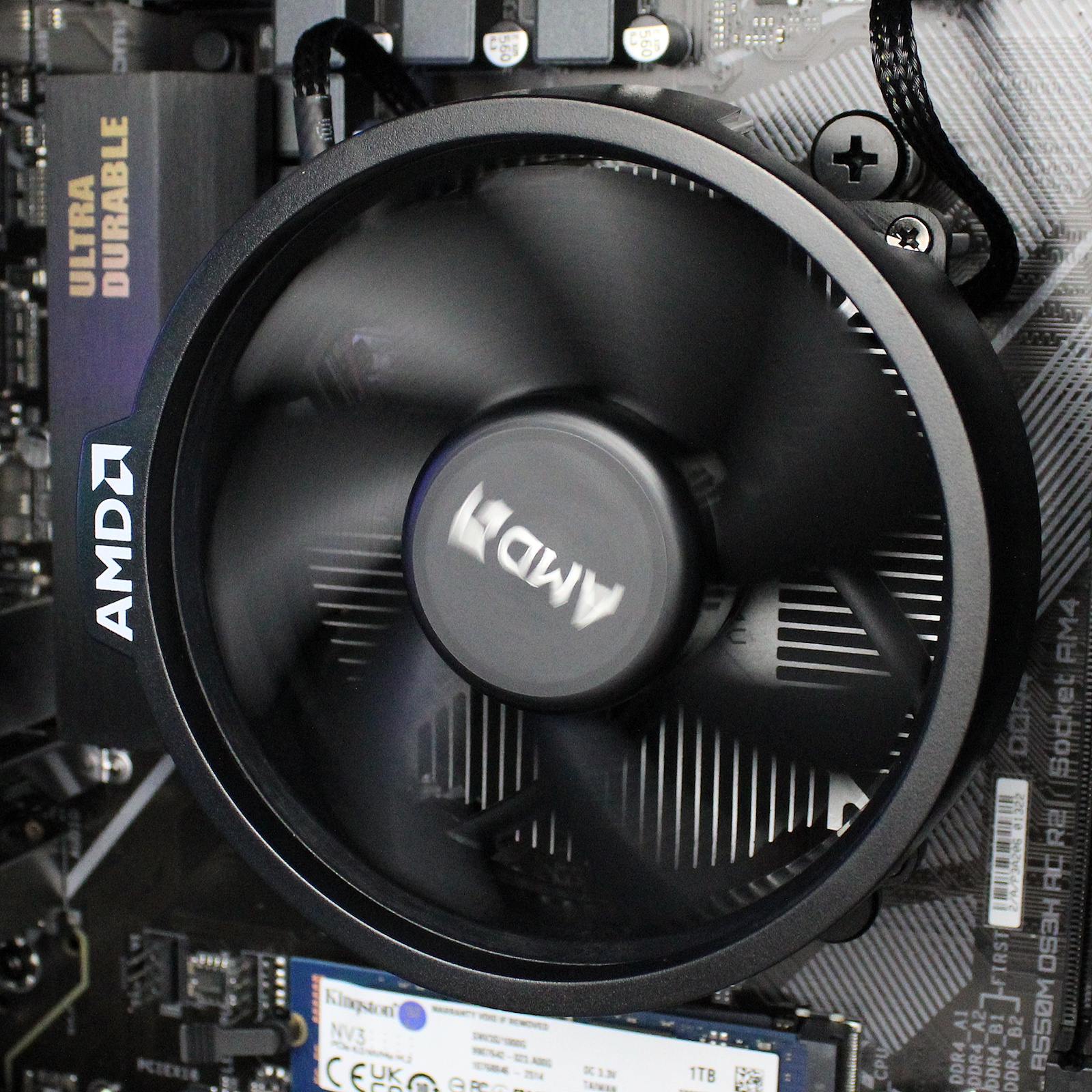 Amd Radeon Rx 5600 Xt Ryzen 3600 AMD Ryzen 5600XT Core 12 Thread