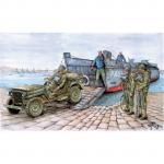 Italeri - 1/35 - LCVP with 1/4 Ton. Utility Truck