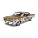 Revell - 1/25 - Royal 66 Pontiac GTO with Figure