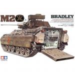 Tamiya Military Miniature Series No.132 - 1/35 - U.S. M2 Bradley Infantry Fighting Vehicle