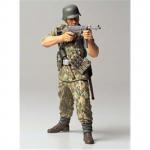 Tamiya World Figure Series No.3 - 1/16 - WWII German Infantryman